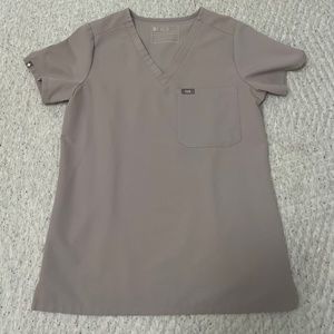 Figs slate grey scrub set